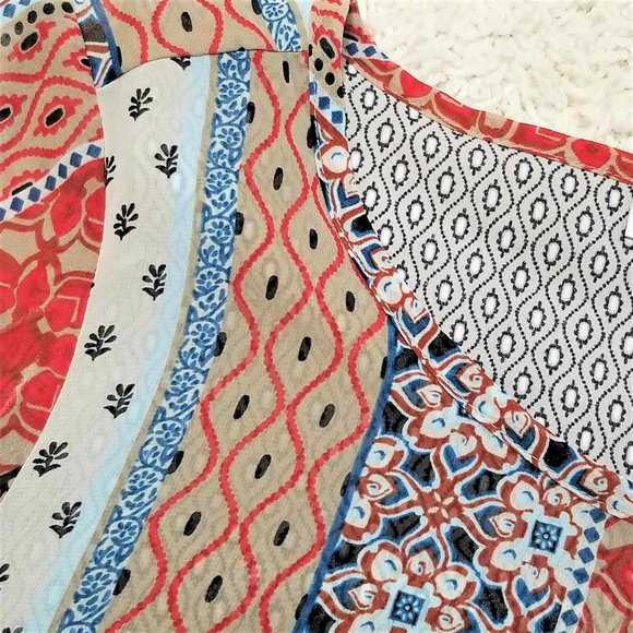 Top, Blouse. Red, Tan, Blue, White, Multi Print. Dana Buchman Brand. - Picture 13 of 16